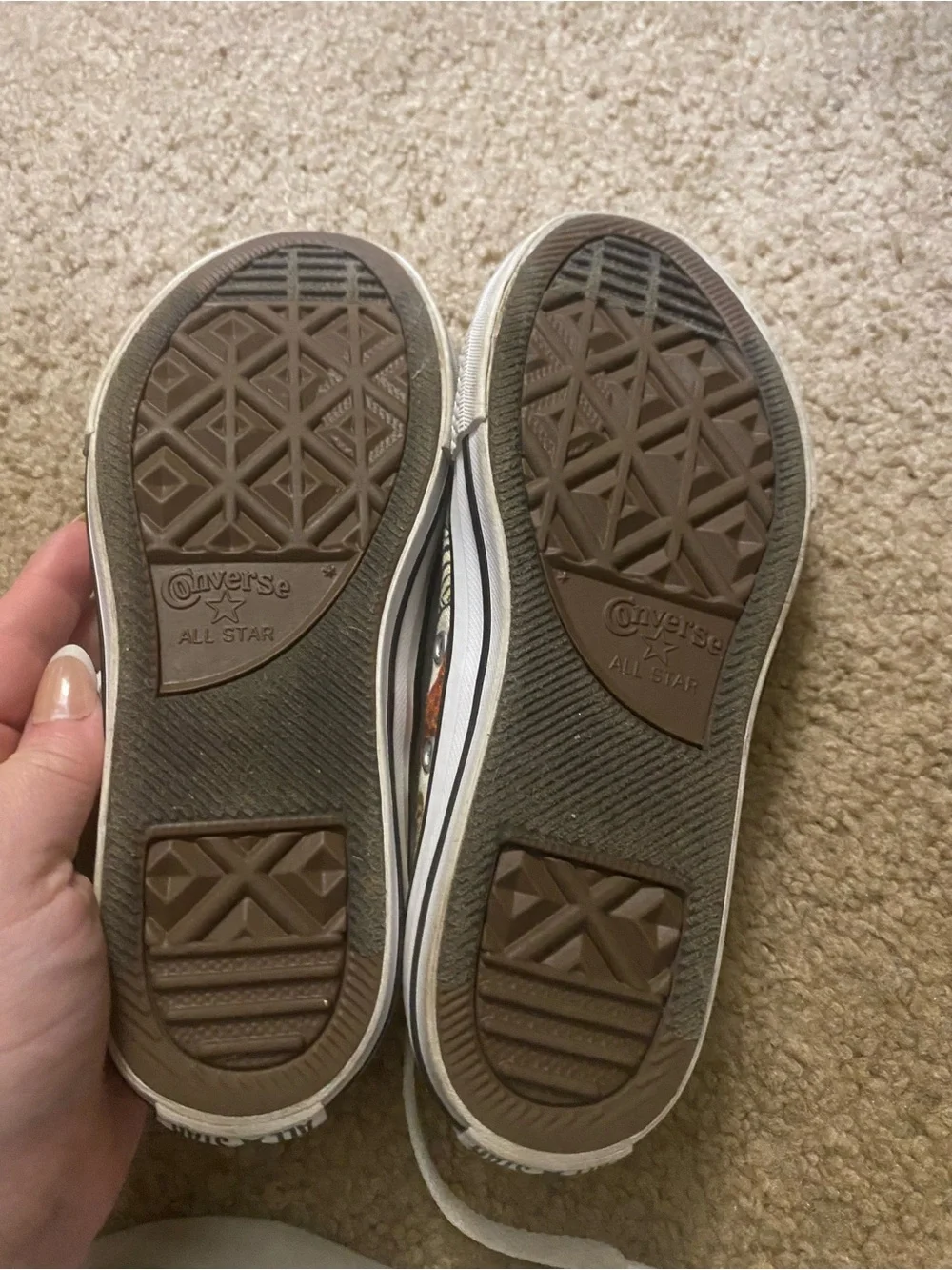 Converse- safari theme- youth 2- EUC